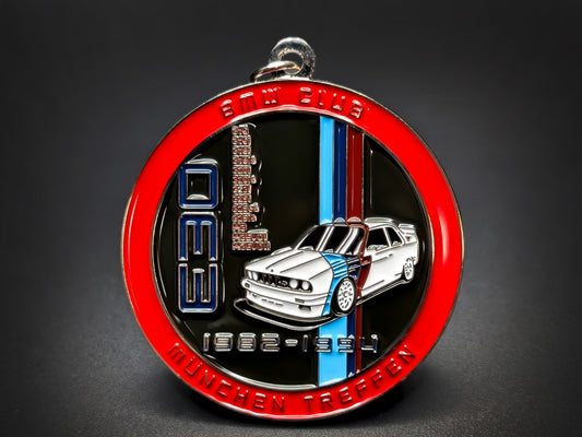 Technical product shot of the BMW E30 badge keychain with dimension lines showing a 1.77" (4.5 cm) diameter.